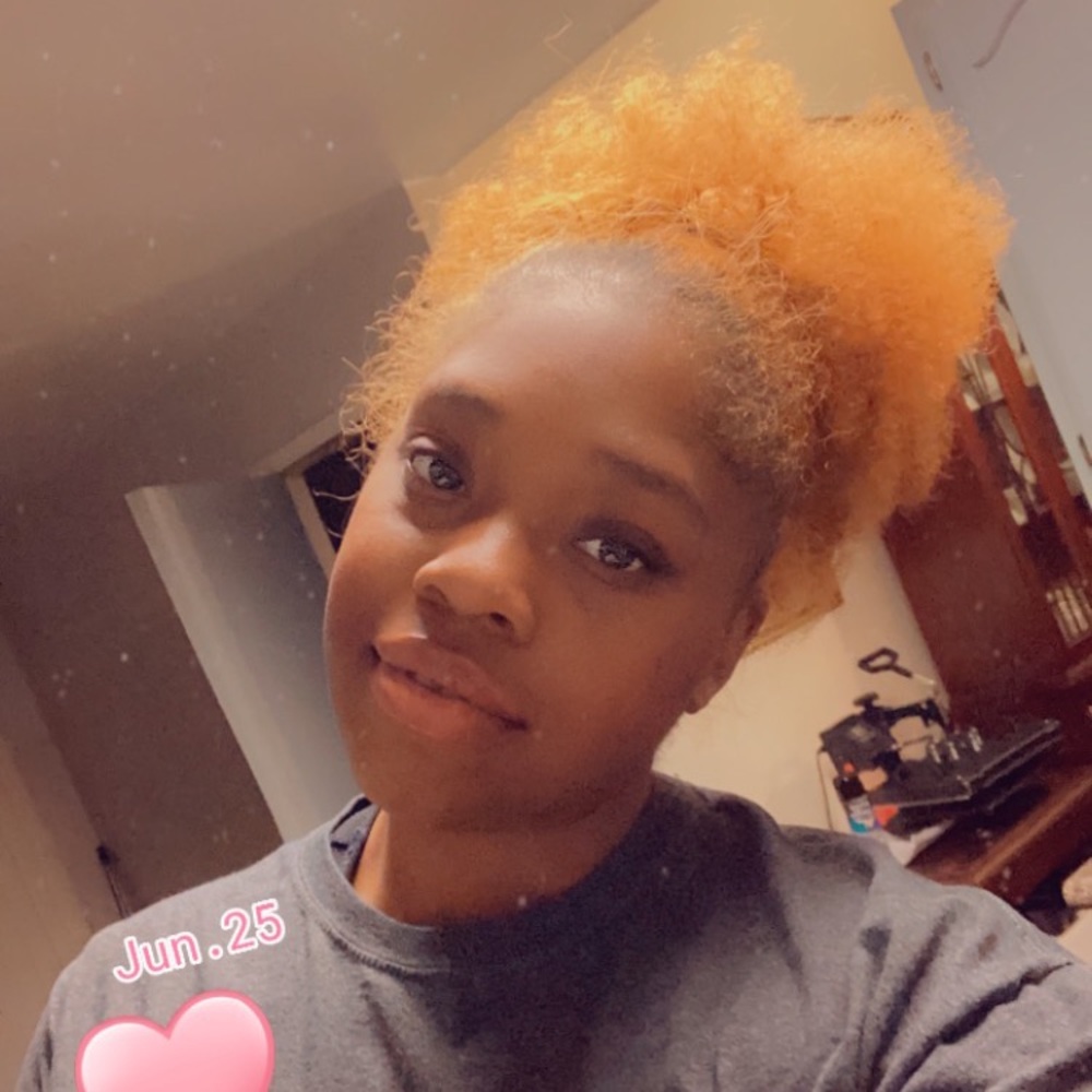 Meet your Posher, Kaelyn